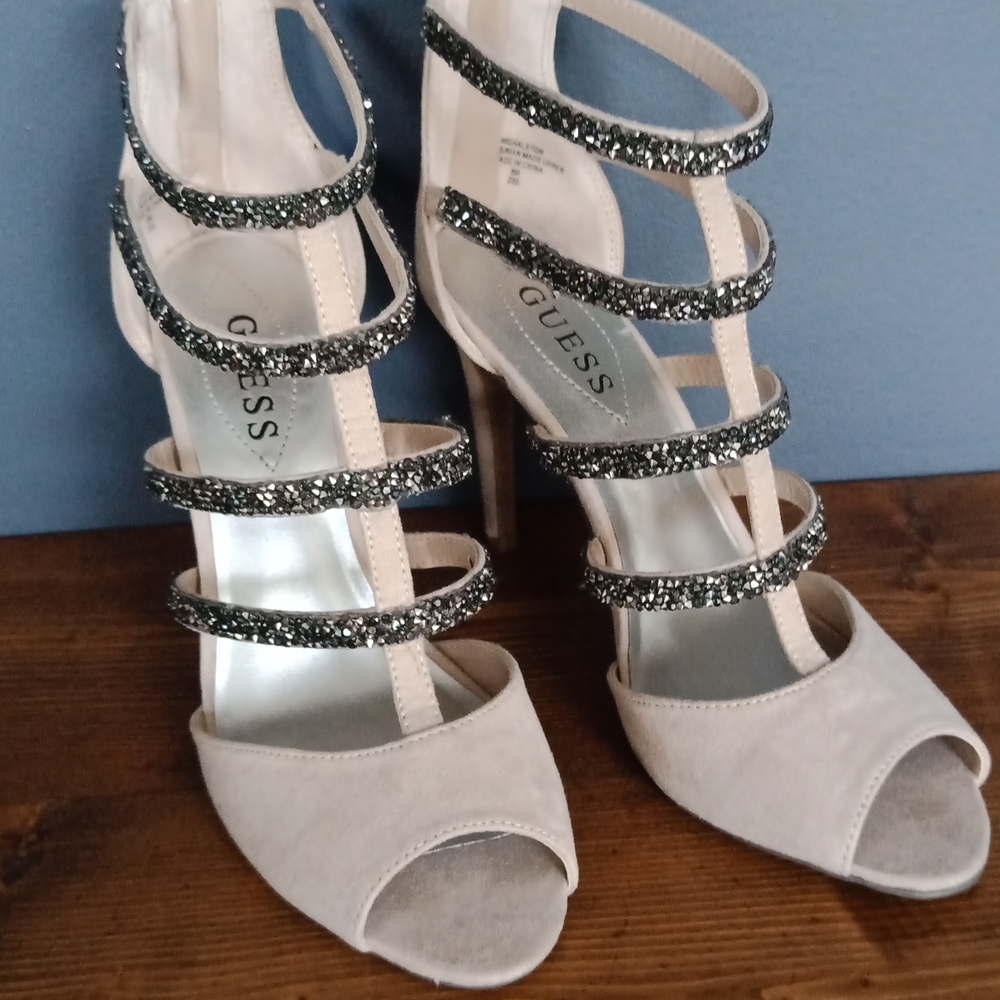 Guess heeled sandals
